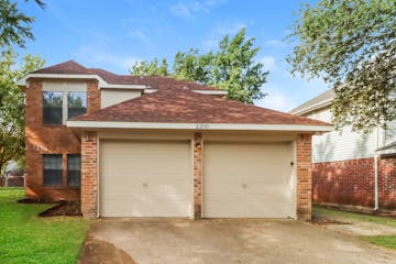 2200 Empery Court Arlington, TX 76017